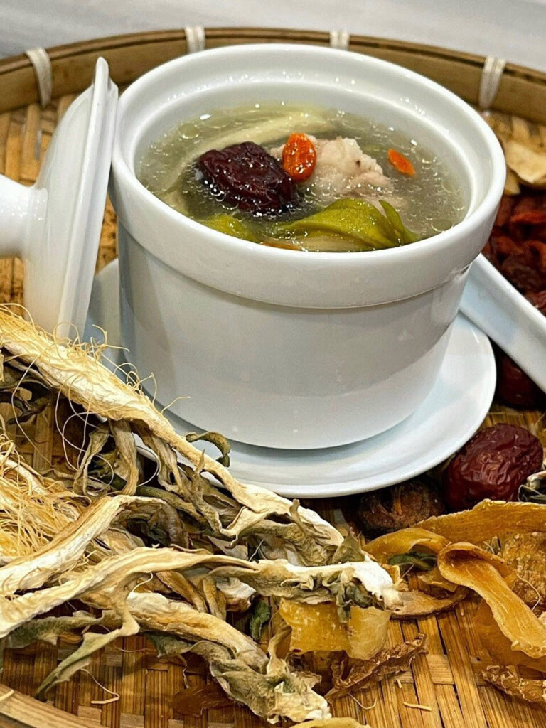 Món canh súp hoa bá vương trên Báo Bính Thuận Online